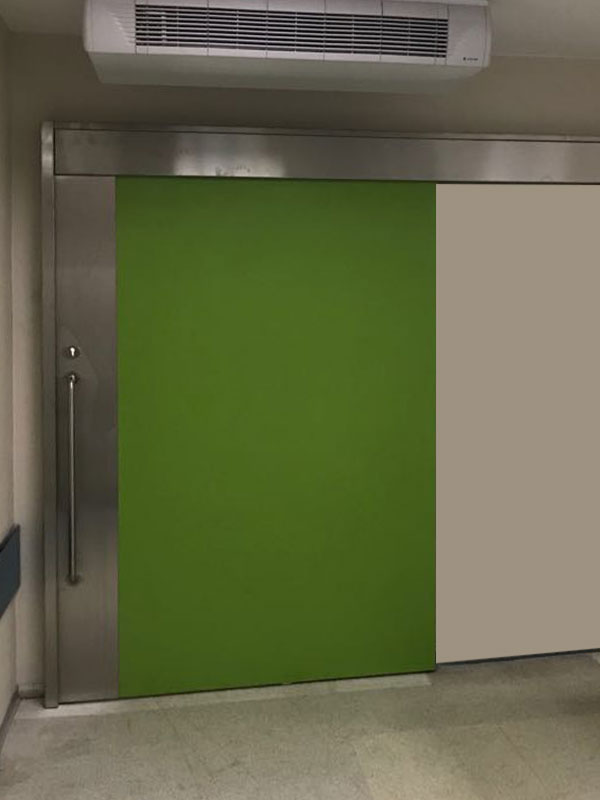 Tür mit Strahlenschutzanforderungen